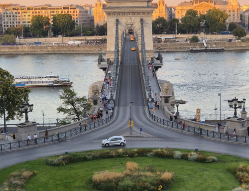 Day 19 — A very low Danube and a very expensive lángos