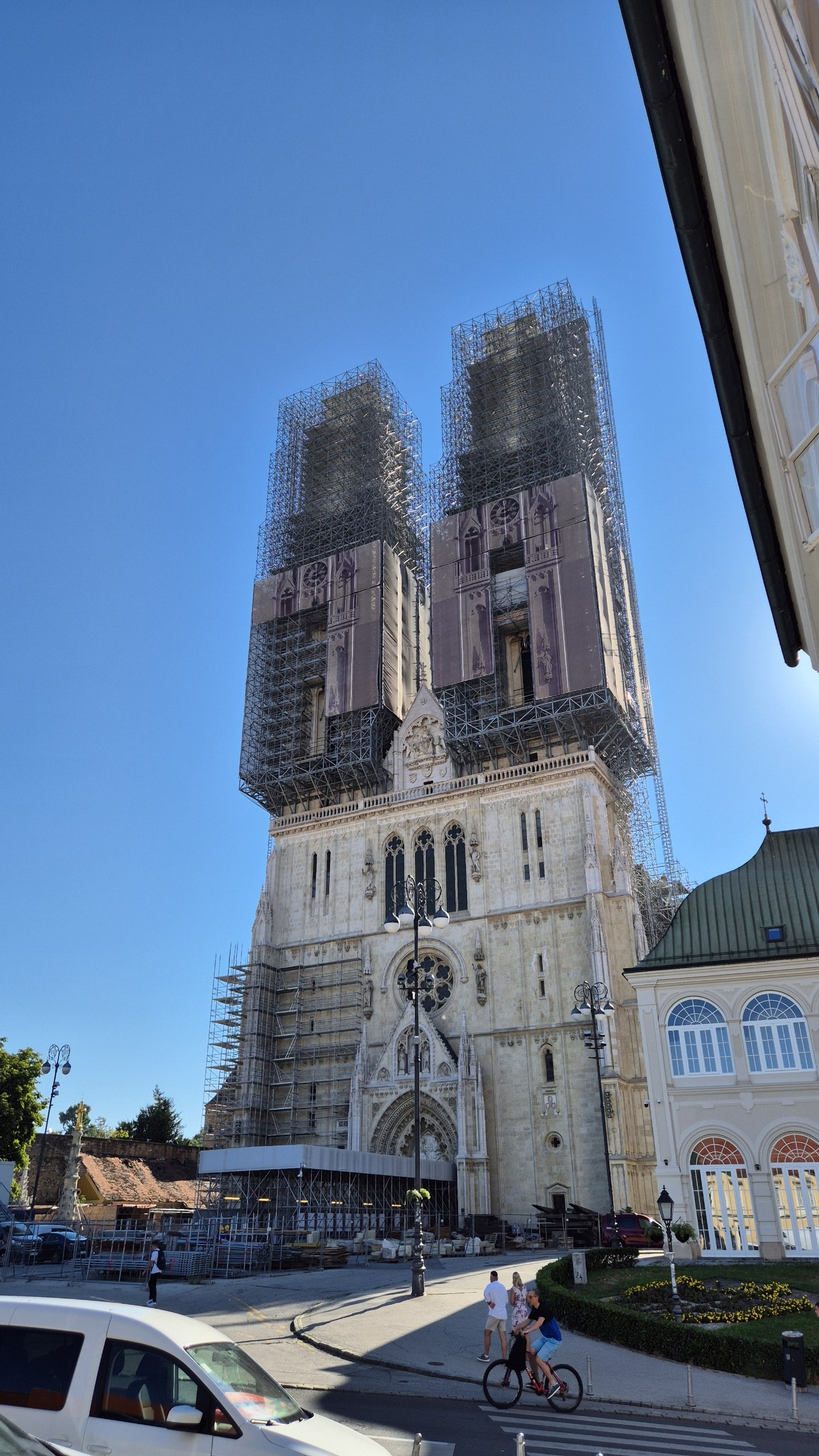 Zagreb Cathedral covered in scaffolding during earthquake restoration