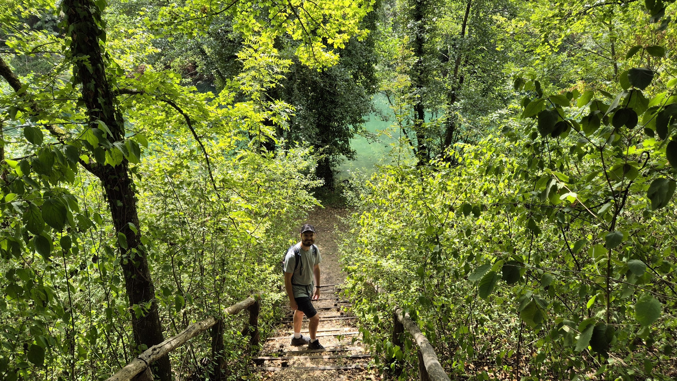 The walking trail descending towards Rastoke