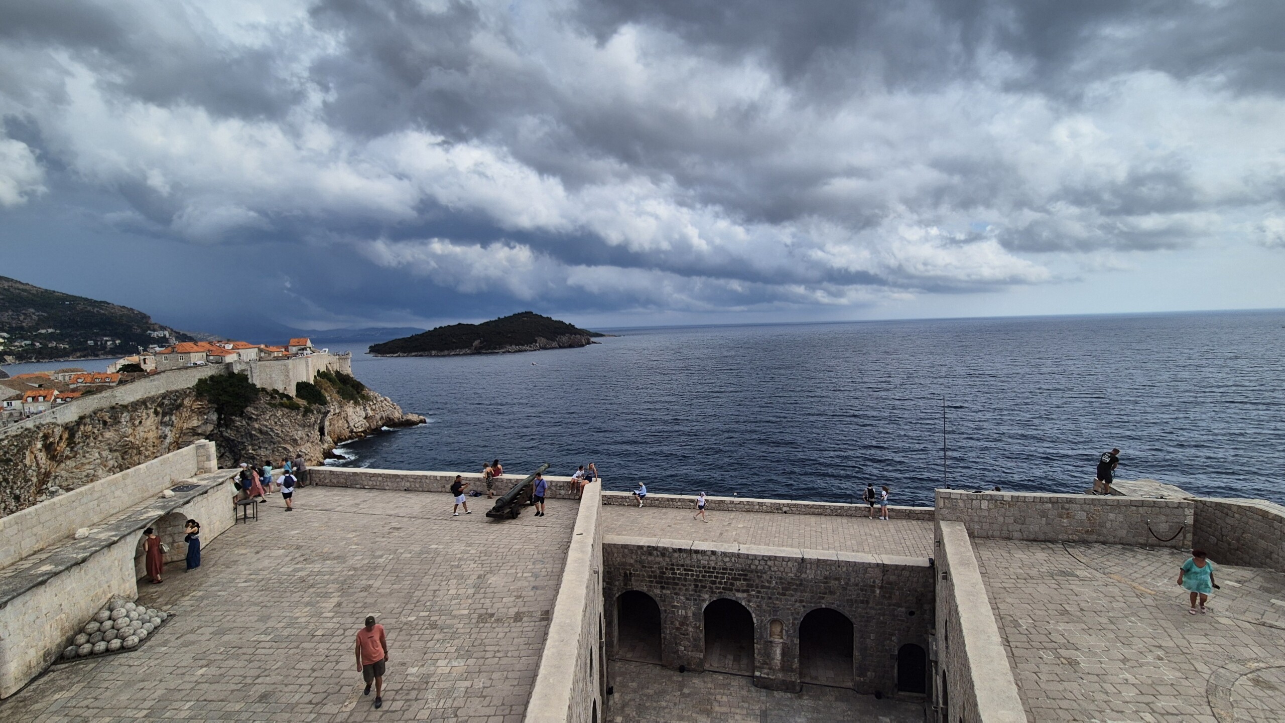20260911_155906 Dark rain clouds over the Adriatic beside Dubrovnik