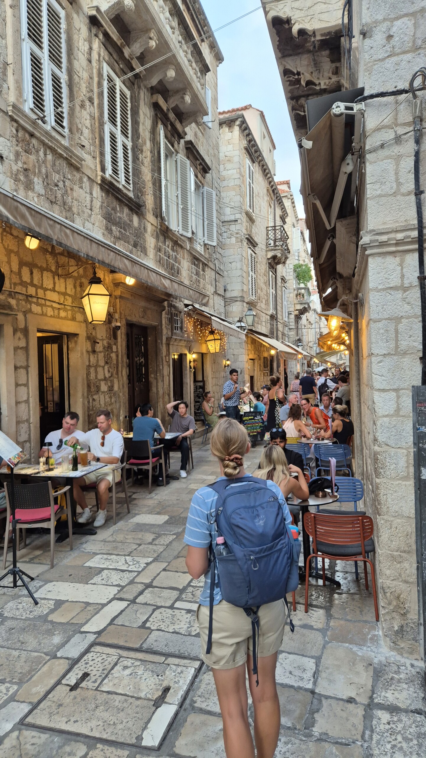 20260911_184753 Dubrovnik's streets becoming quieter in the evening