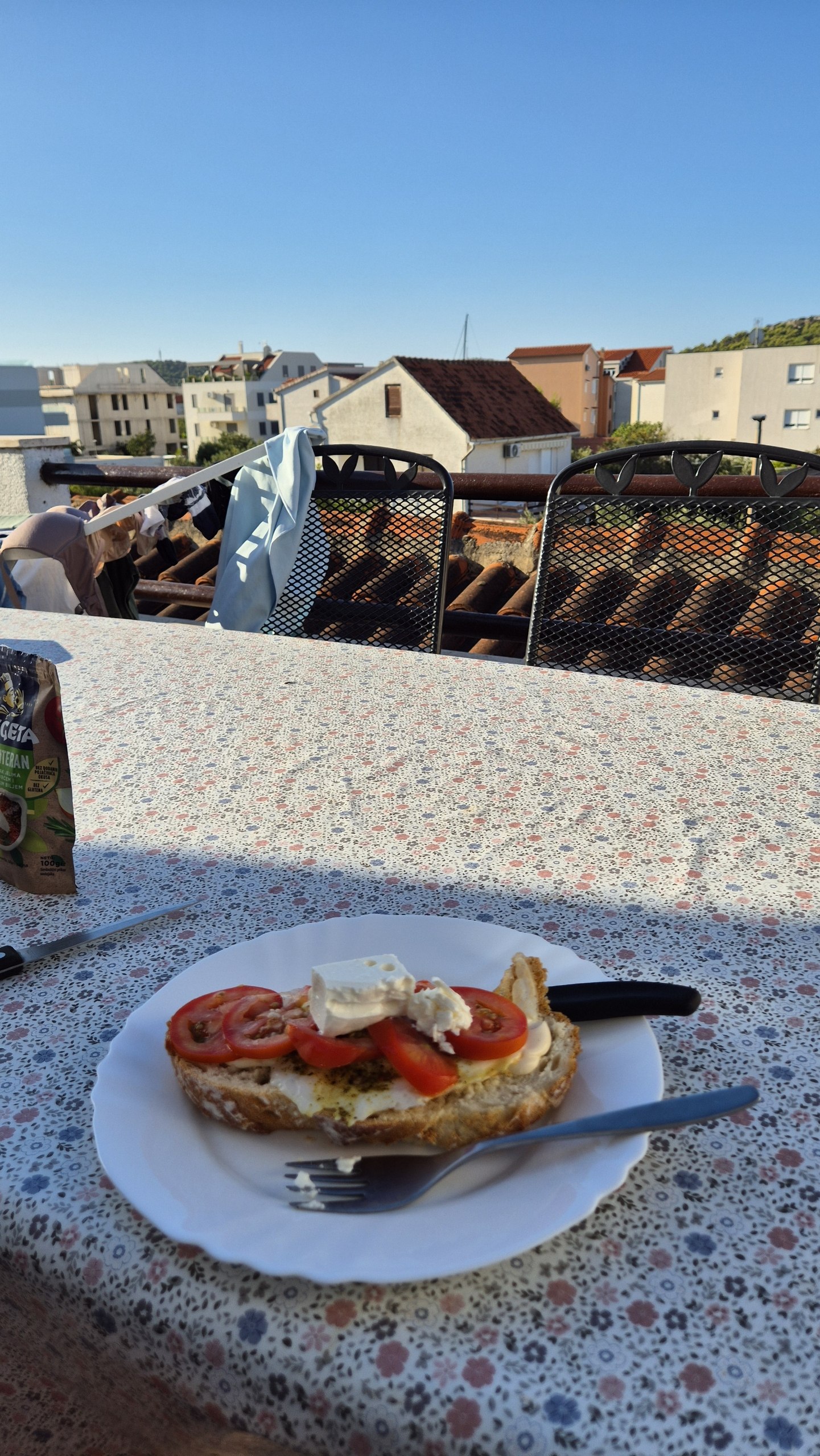 Breakfast on the apartment terrace before leaving for Trogir