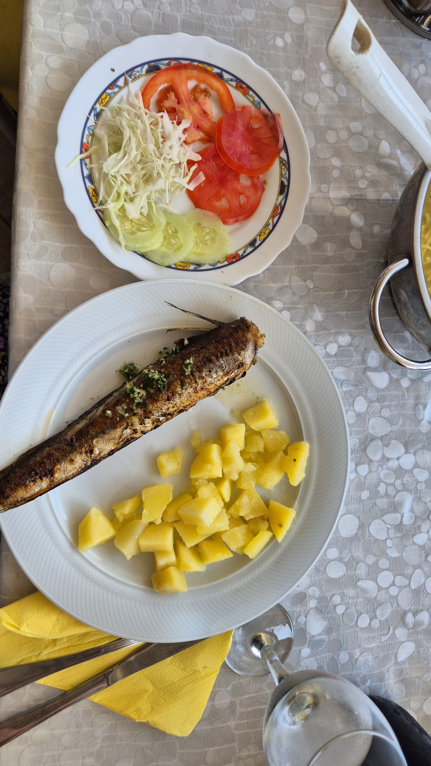Grilled fish with potatoes and salad for Caro's lunch on Sipan