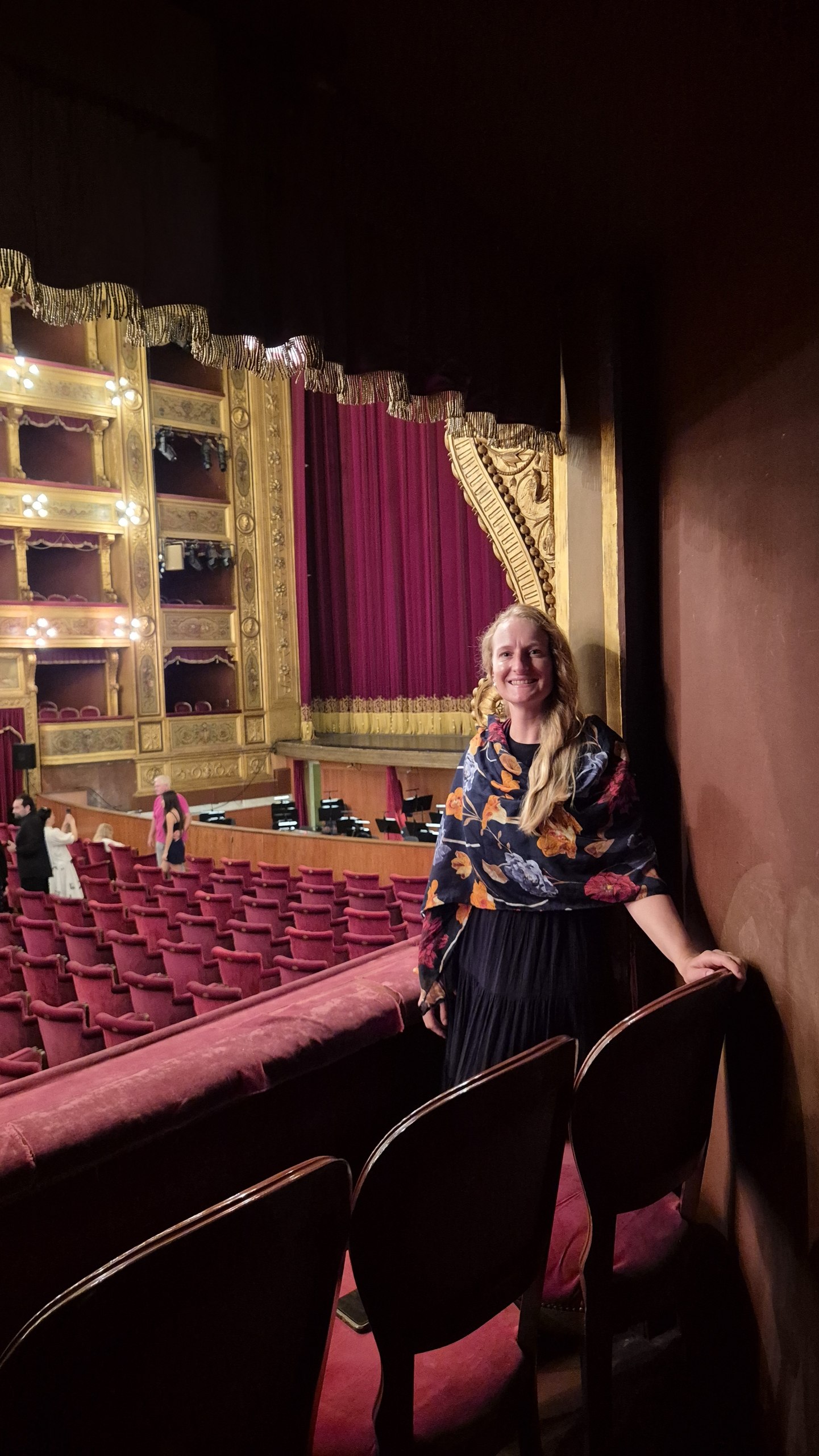 day51-caro-inside-teatro-massimo Caro inside Teatro Massimo before the performance