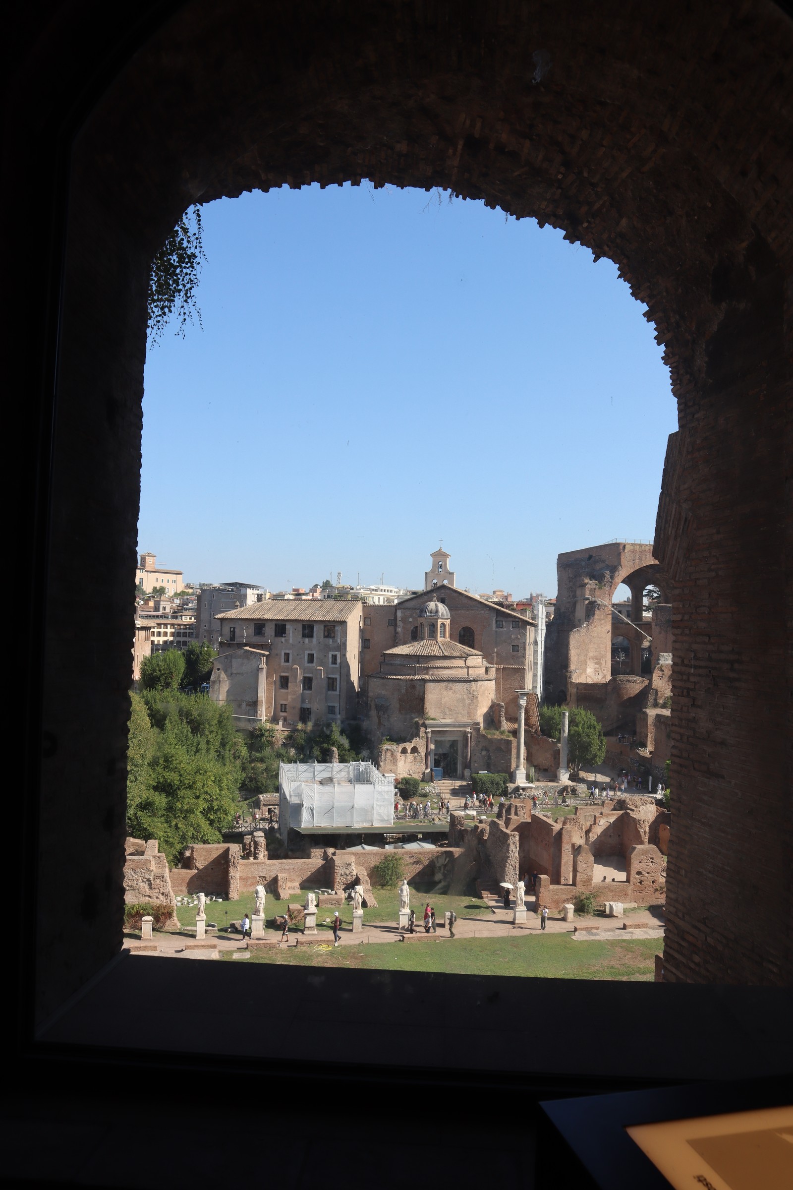 day66-forum-framed-view A view of the Forum framed by an ancient arched opening