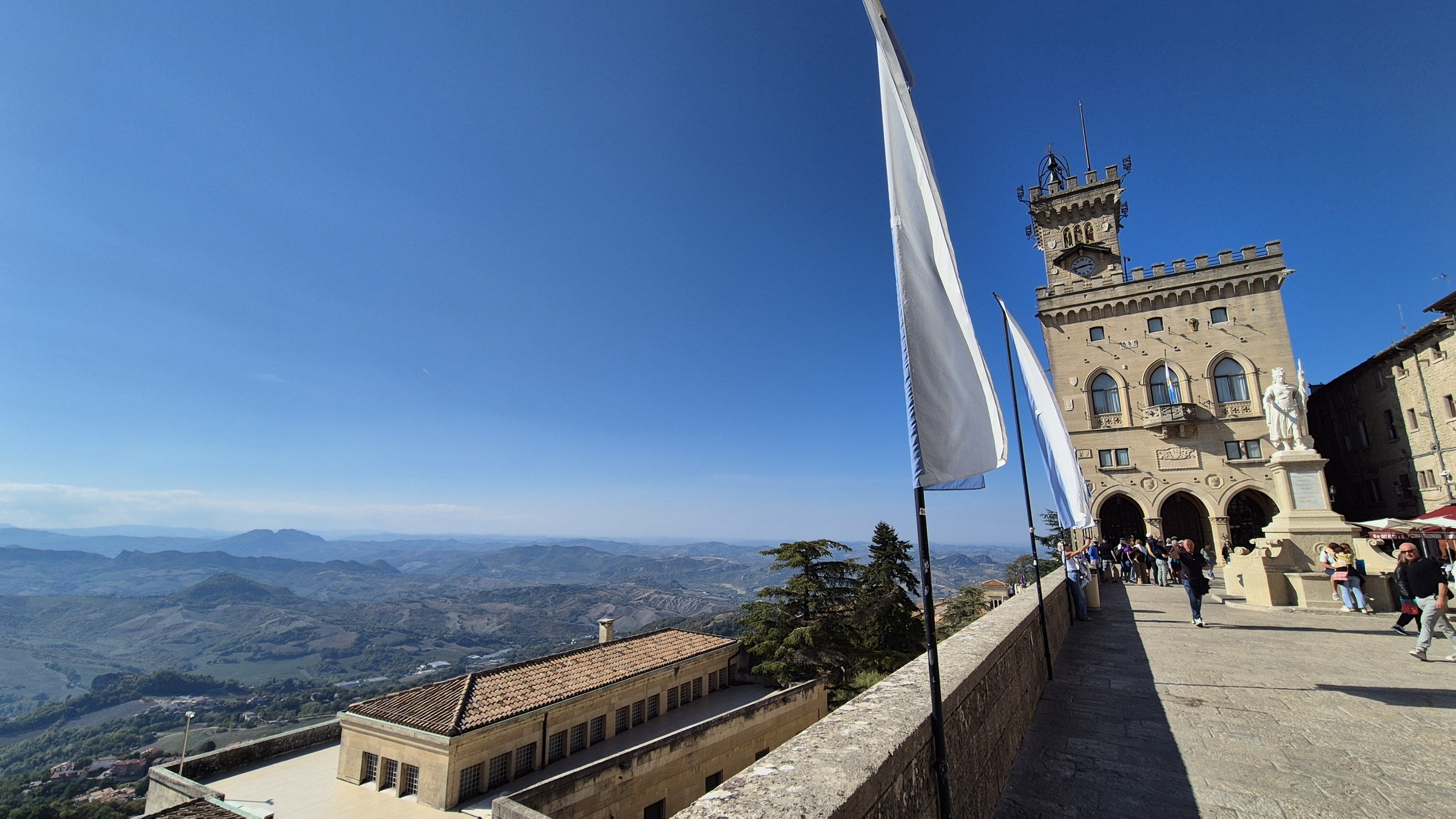 day69-palazzo-pubblico Palazzo Pubblico and Piazza della Libertà in San Marino