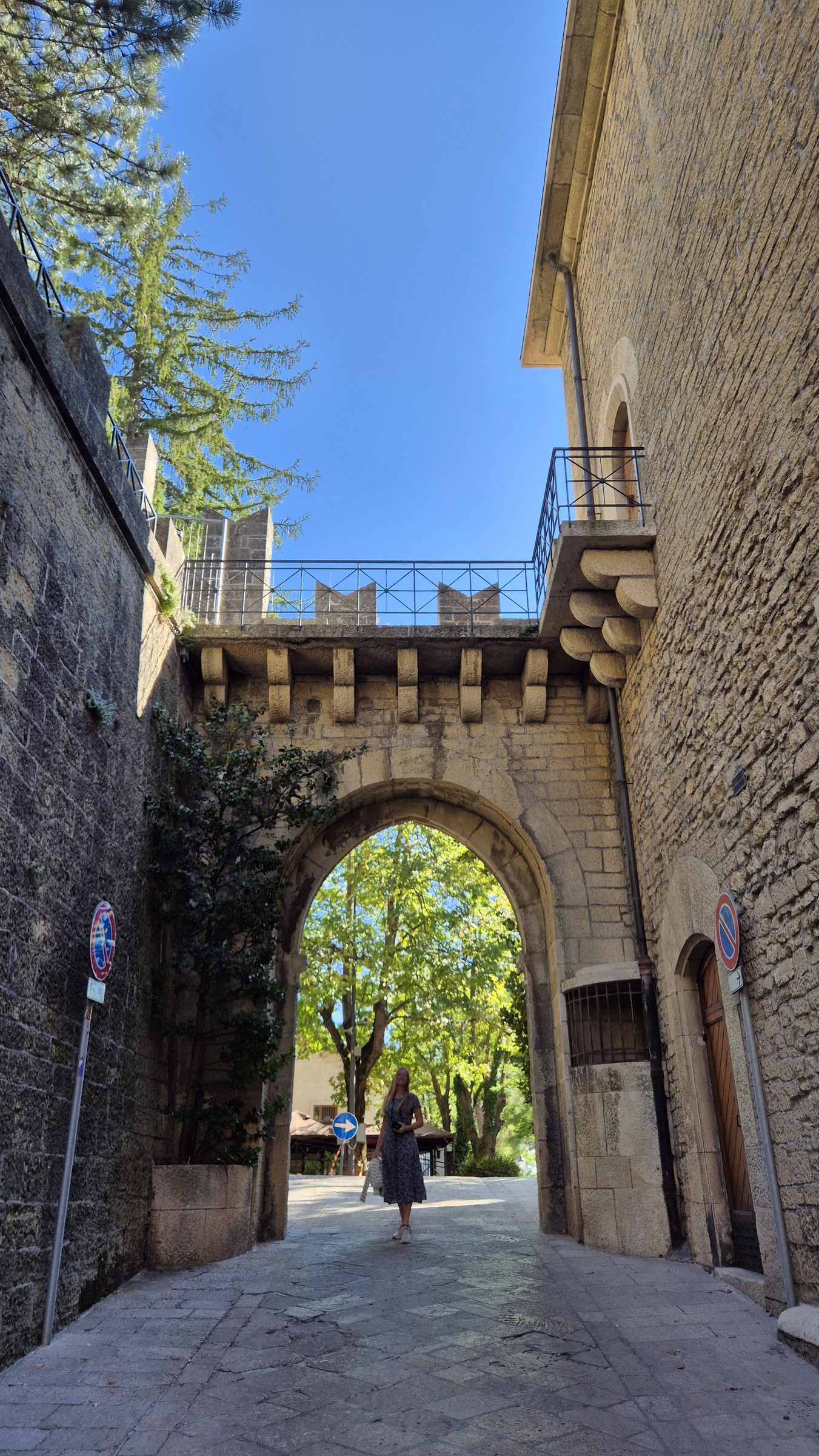 day69-san-marino-city-gate A stone gateway in San Marino's historic centre