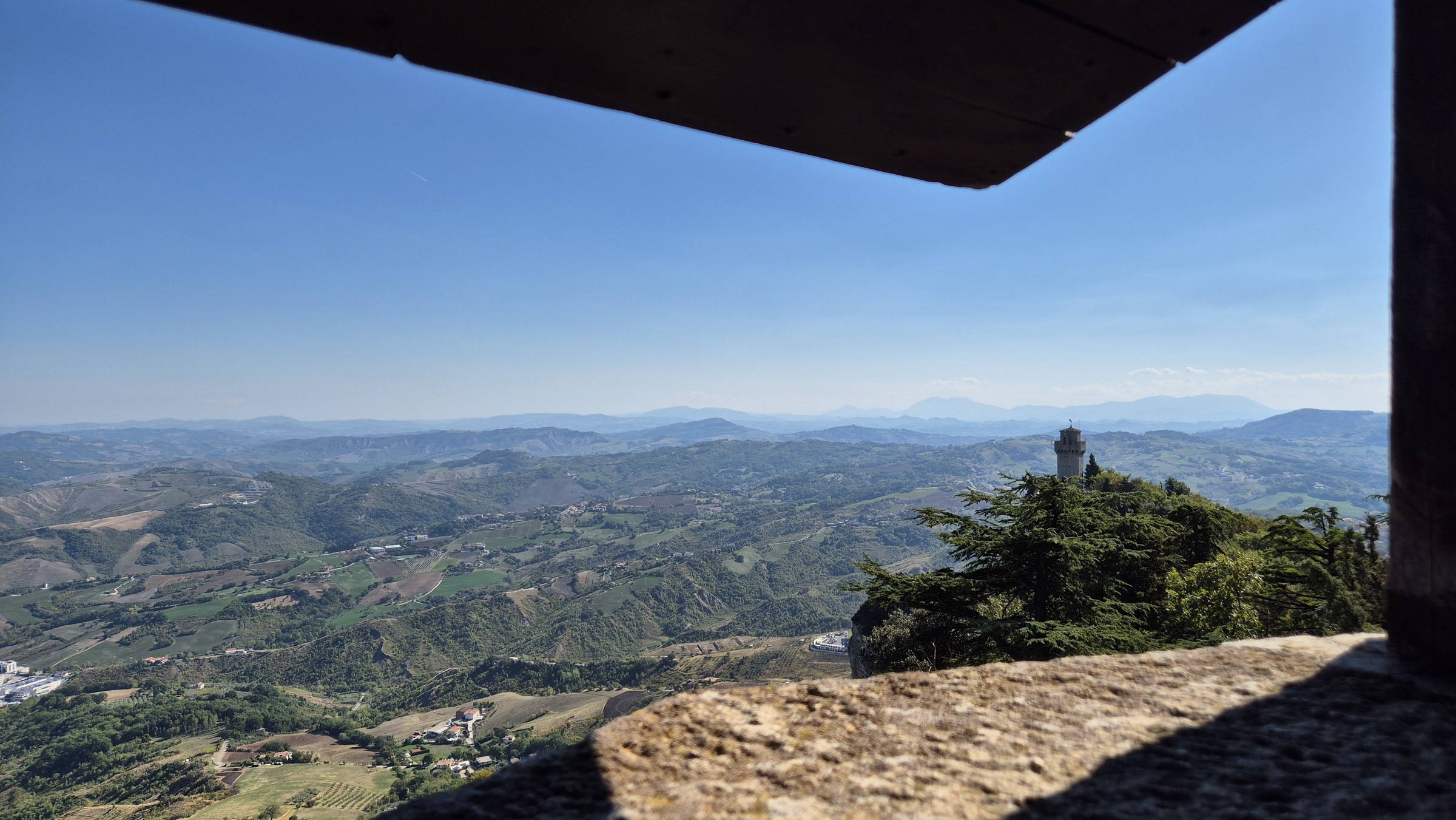 day69-san-marino-italy-view The countryside of Italy spread out below Mount Titano
